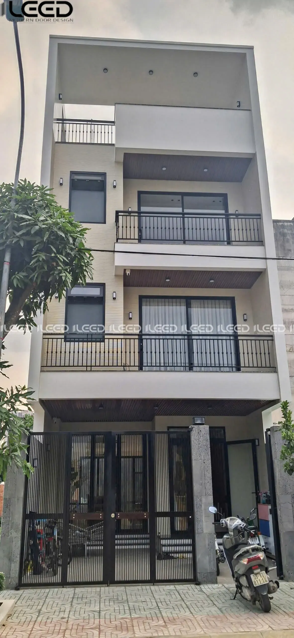 Cửa nhôm kính biệt thự